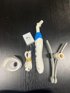 Rezzimax Cordless Water Flosser - White & Blue